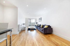 Modern 1 Bed Apartment Canary Wharf O2 Arena ExCel London with Great Transport Links